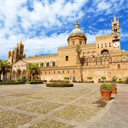 Trasi E Niesci Flat * Παλέρμο